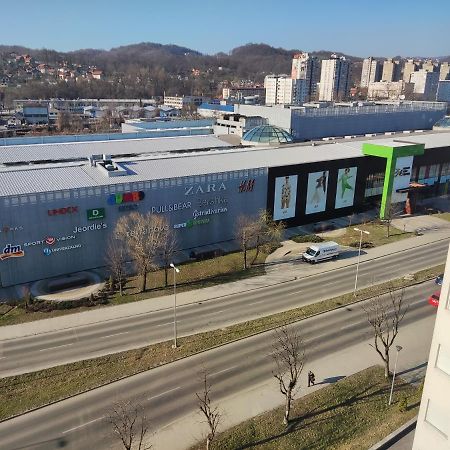 Apartmani Sarah 2 Тузла Екстериор снимка